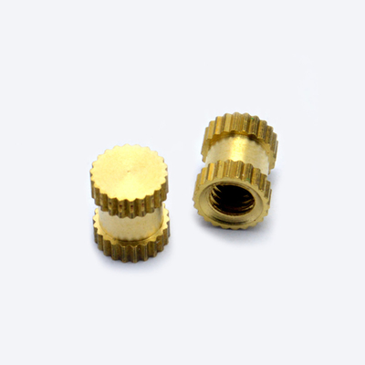 ইনজেকশন ছাঁচনির্মাণ ব্রাস Knurled থ্রেড সন্নিবেশ বাদাম সীসা বিনামূল্যে কপার